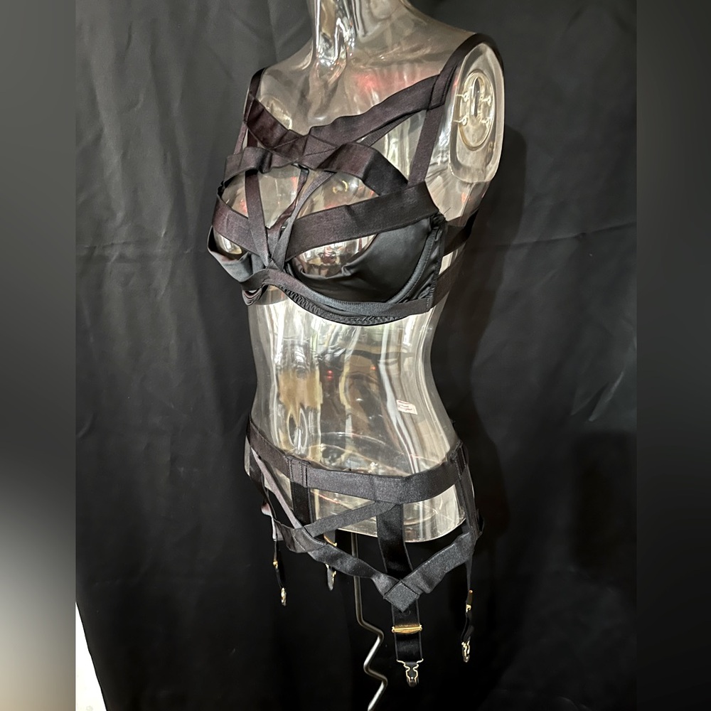 Agent Provocateur Black Strappy Bra & Garter Set